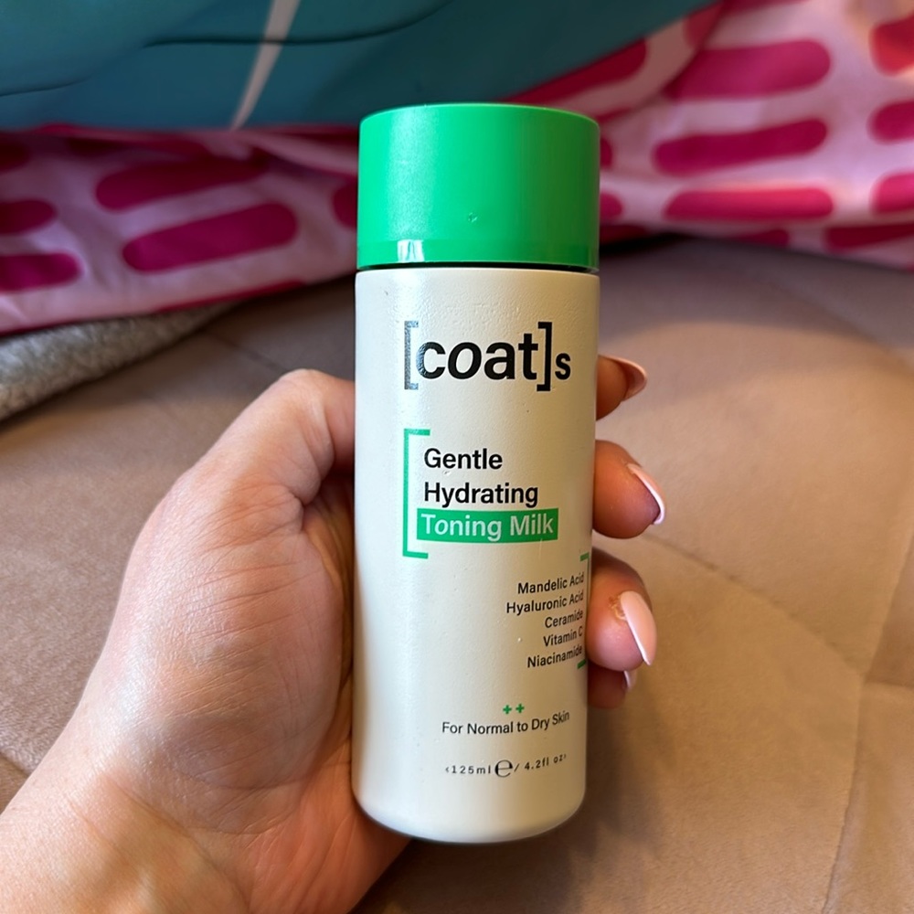 Hydrating Toning Milk –Hydrates, Protects + Exfoliates to Help Prevent Breakout